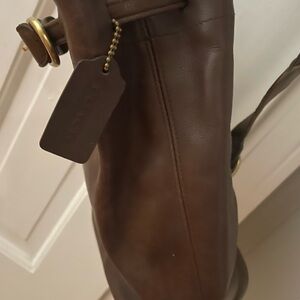 Coach vintage handbag/backpack. Adjustable shoulder straps and cute design!